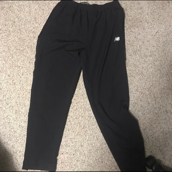 new balance slim fit joggers